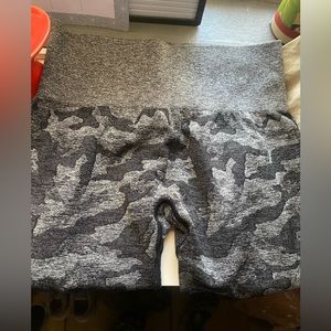 NVGTN CAMO SEAMLESS LEGGINGS